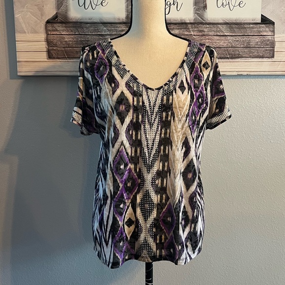 ♥️Beach Inc. Woman’s Cold Shoulder Top with Rhinestones Size Large - Picture 1 of 9